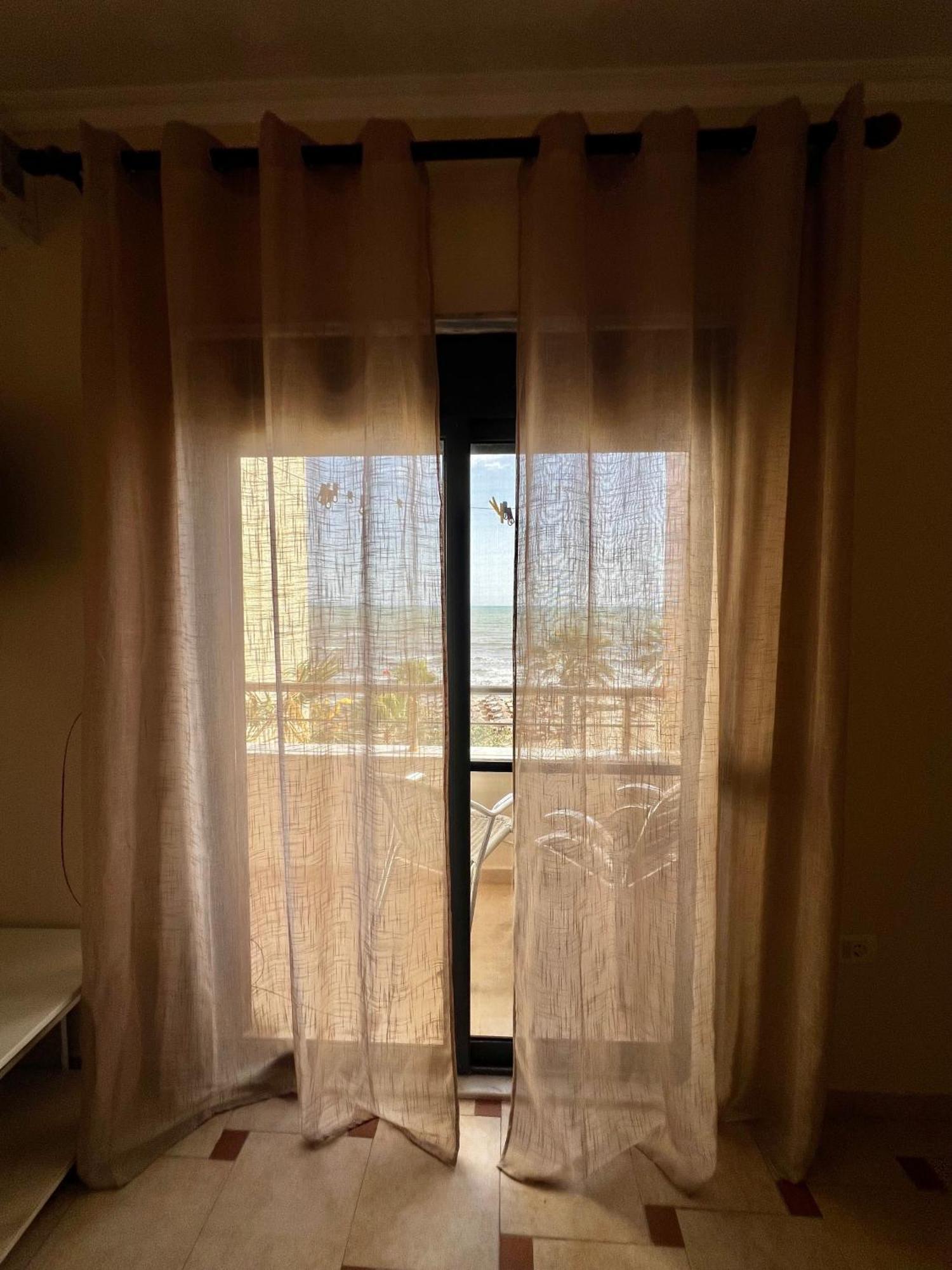 Beachfront Sea View Cozy 402 Appartement