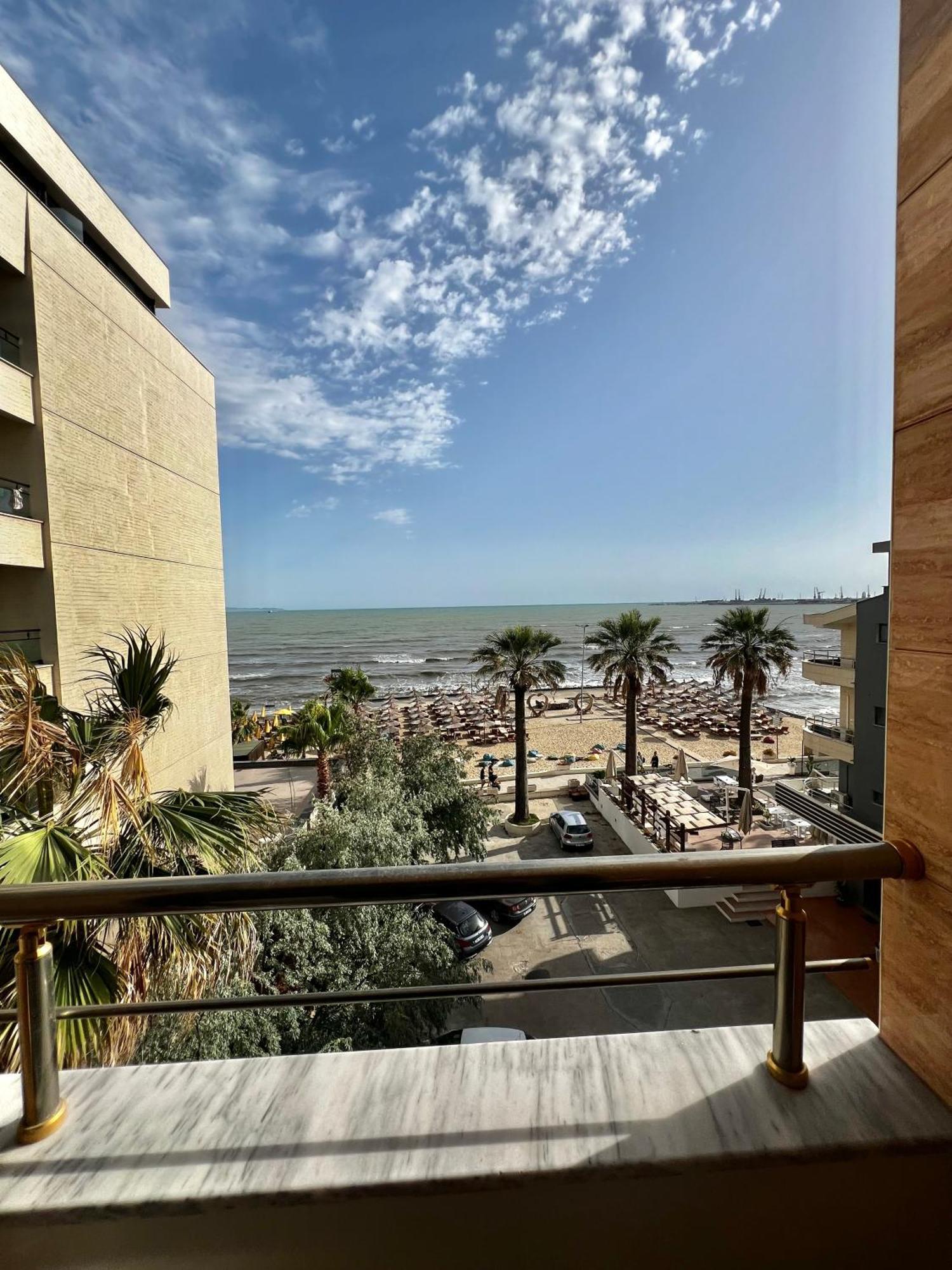 Appartement Beachfront Sea View Cozy 402 Durrës